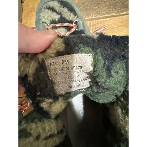 Bernardo Dana Genuine Shearling Water Resistant Boots size 8 - Picture 7 of 7